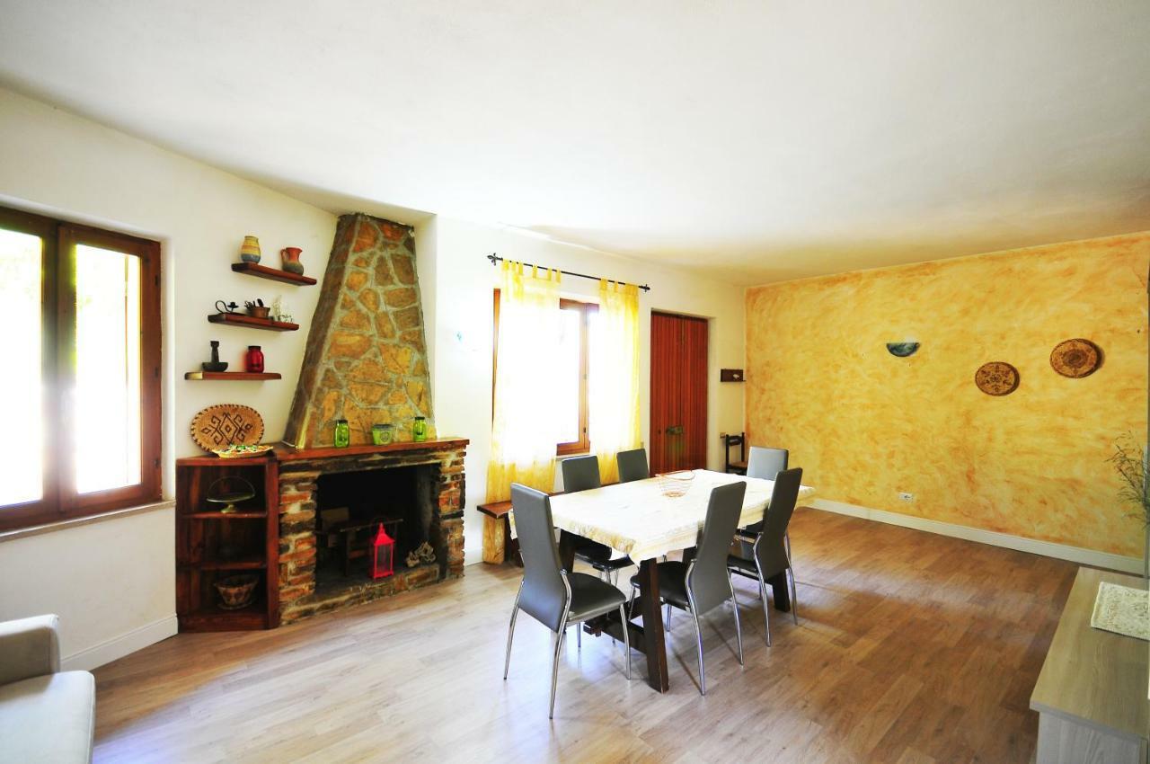 Residenza I Melograni Vila Porto Ottiolu Exterior foto